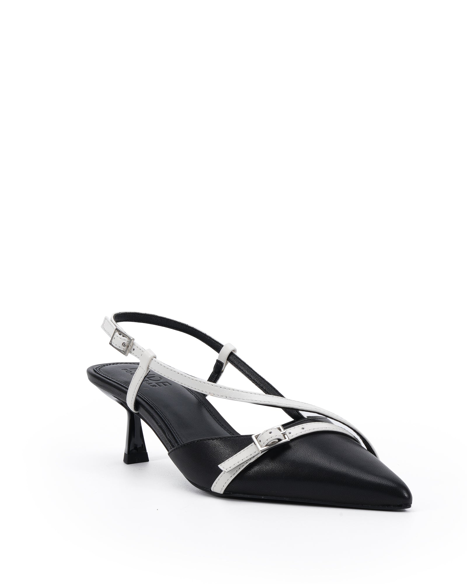 Aymara Black/White